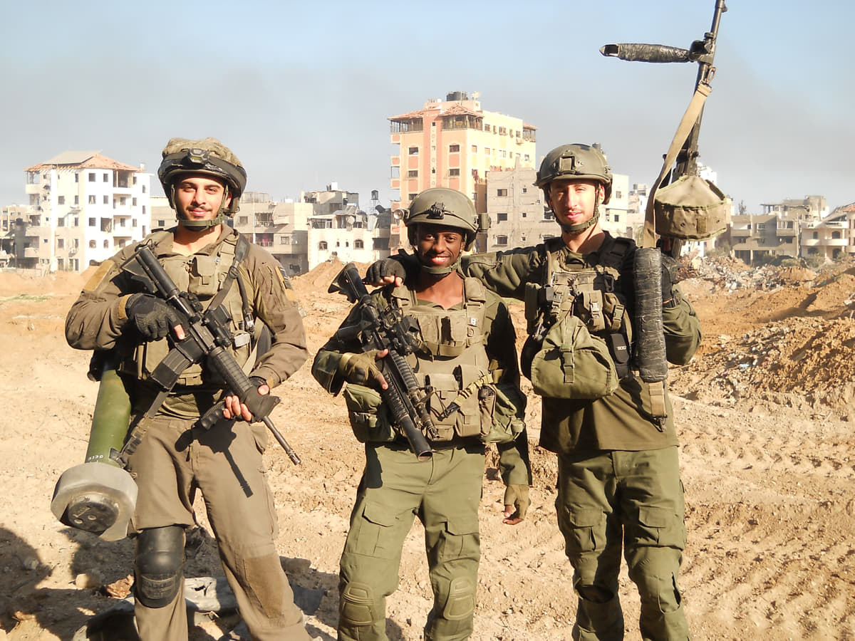 Adopt Ma’agalim Soldier (Part of the Graduate Program)